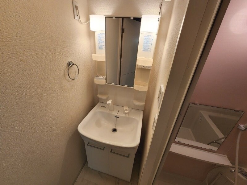 物件内観写真10　(同型反転参考写真)