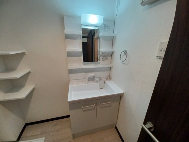 物件内観写真13　(同物件別部屋参考画像)