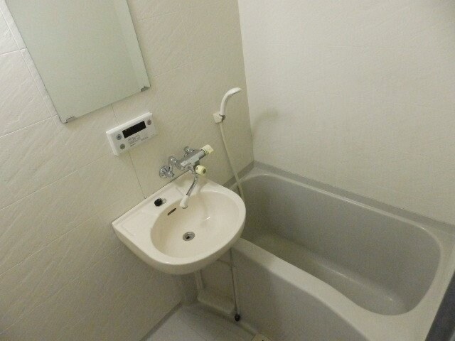 物件内観写真7　(バス別部屋同タイプ)