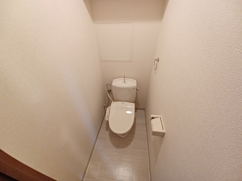 物件内観写真11　(同物件別室反転写真)