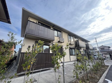 サンシエール中川原　弐番館外観写真
