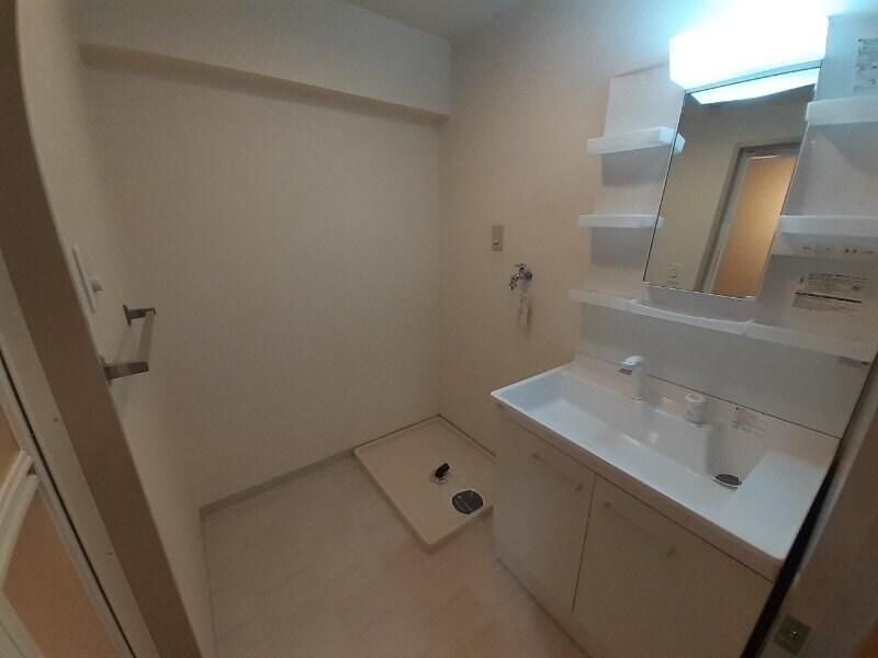 物件内観写真11　(同物件別室写真)