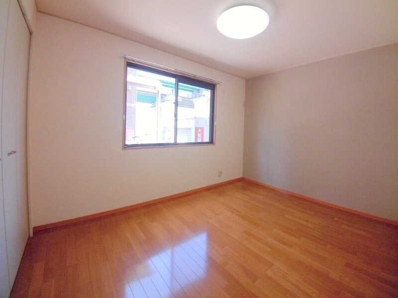 物件内観写真12　(別部屋反転参考写真)