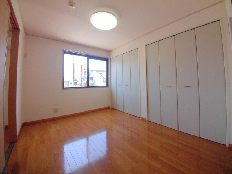 物件内観写真20　(別部屋反転参考写真)