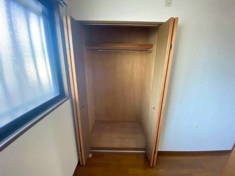 物件内観写真12　(収納)