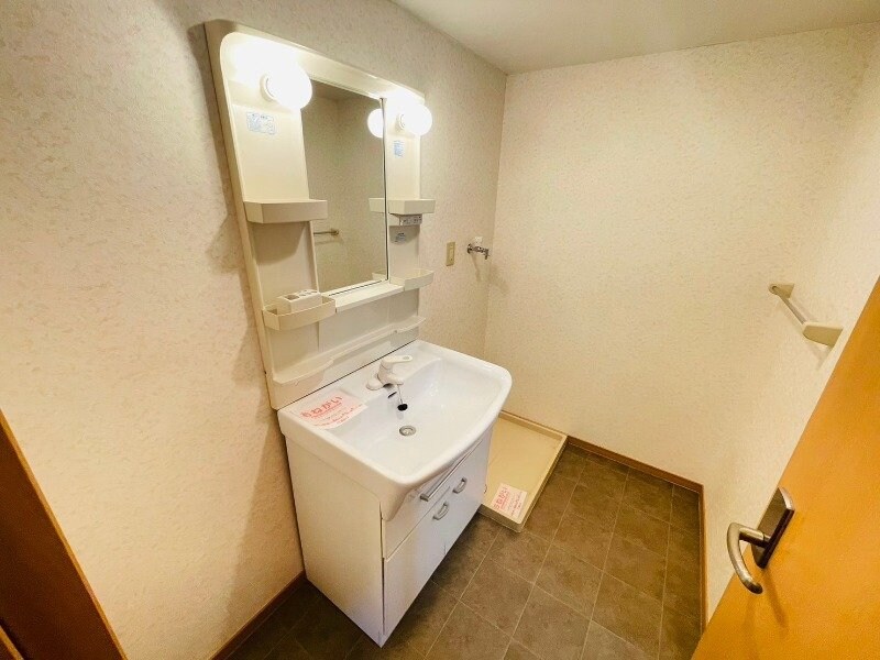 物件内観写真10　(同型反転参考写真)