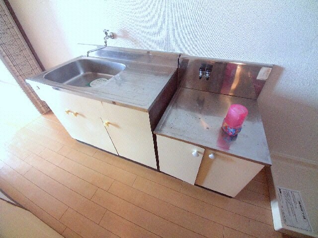 物件内観写真6　(同タイプの部屋写真です)