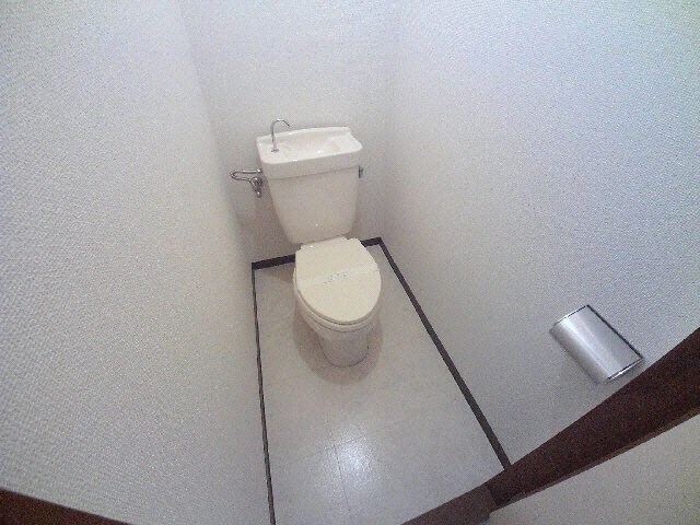 物件内観写真9　(同タイプの部屋写真です)