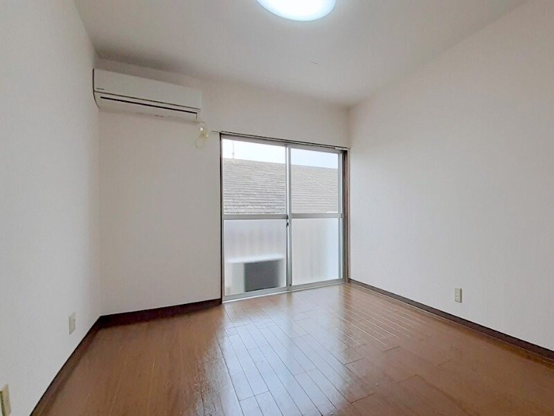 物件内観写真16　(同タイプの部屋写真です)