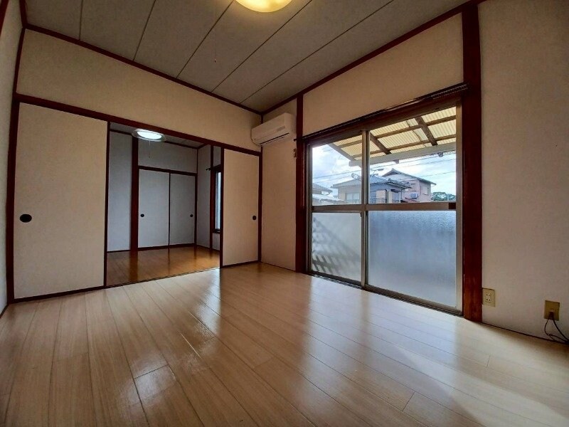 物件内観写真6　(同型反転参考写真です。)