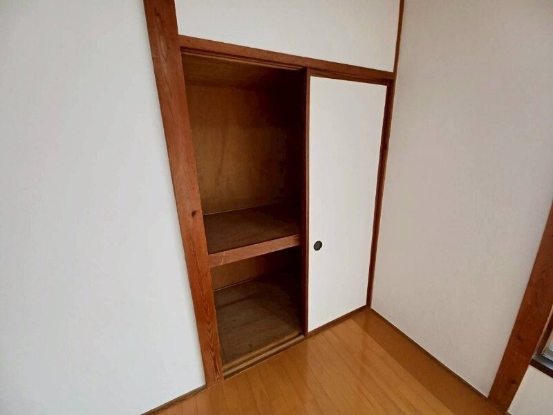 物件内観写真7　(同型反転参考写真です。)