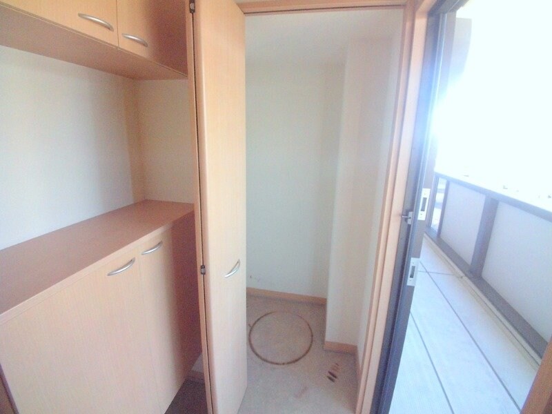 物件内観写真21　(同物件別室反転タイプ画像)