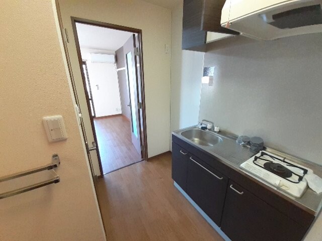 物件内観写真8　(※同型別部屋写真)