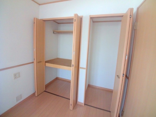 収納(同物件別部屋参考写真です。)