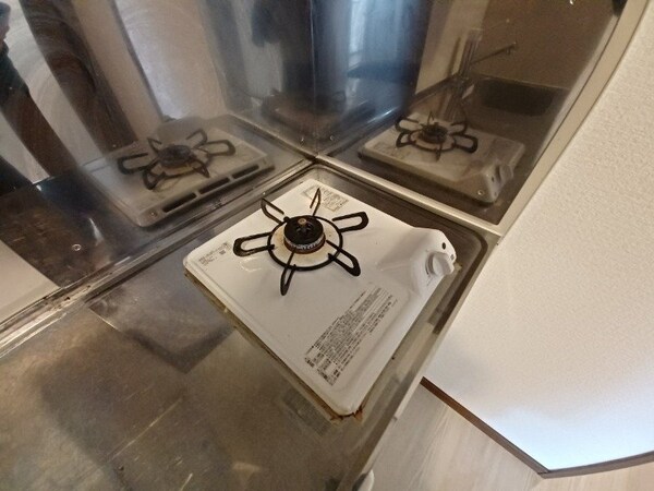 キッチン(同物件別部屋参考写真)