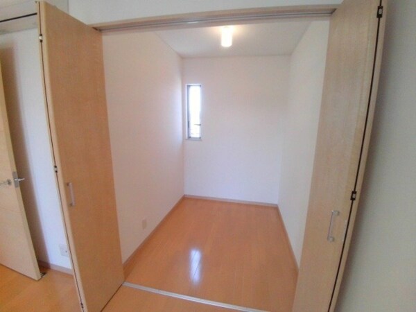 収納(収納同タイプ部屋写真です。)