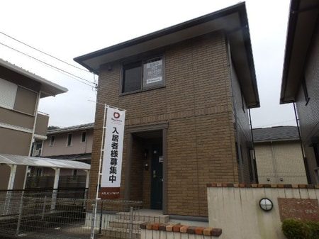 ローズコート伊坂台　A棟外観写真