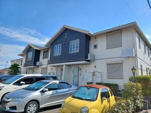 サミット　Ｆ棟外観写真