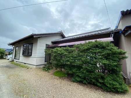 羽津町2LDK平屋外観写真