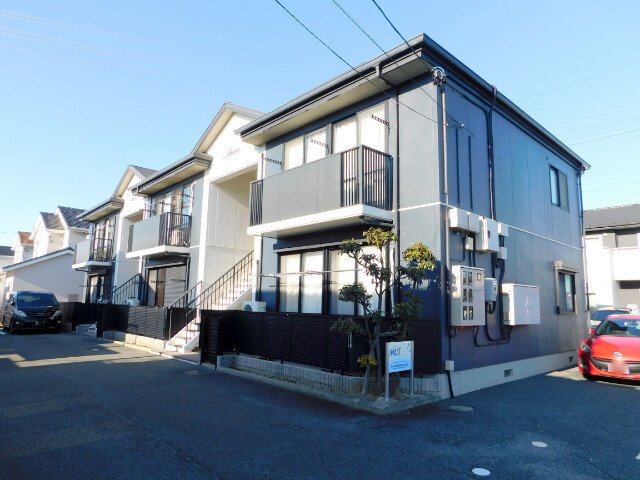 メルベール西富田