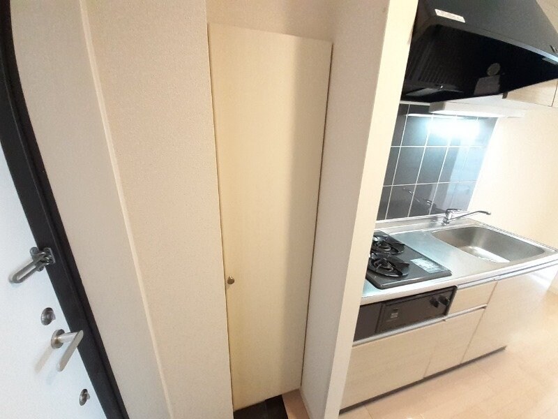 物件内観写真19　(別部屋反転写真)