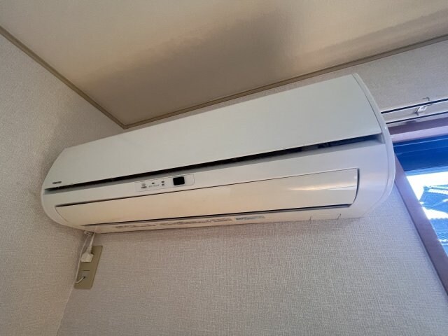 物件内観写真19　(同建物の別部屋反転タイプ)