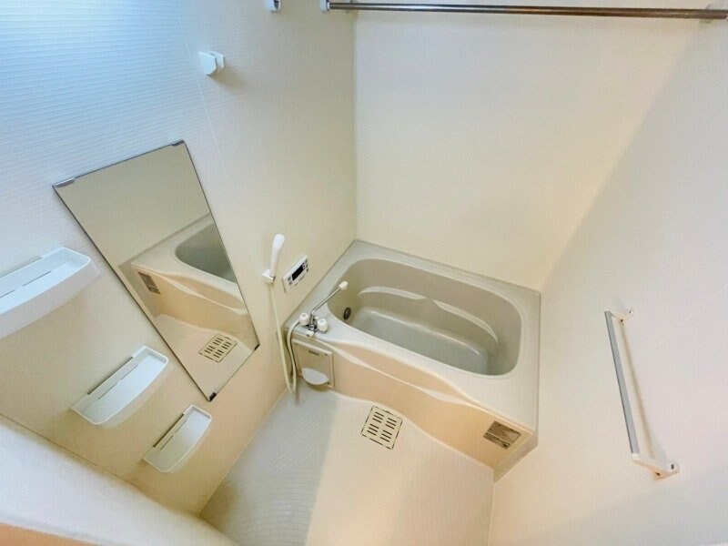 物件内観写真9　(同型参考写真)