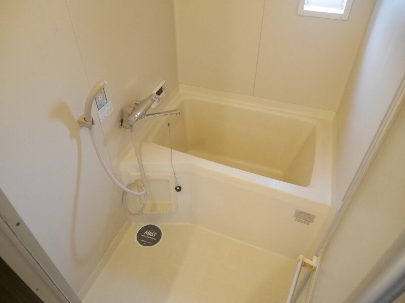 物件内観写真6　(別部屋反転写真)