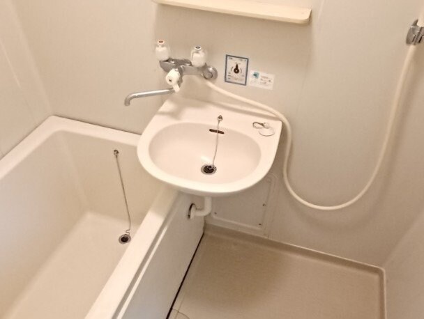 物件内観写真9　(別部屋同タイプ)