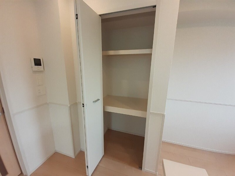 物件内観写真19　(同型参考写真)