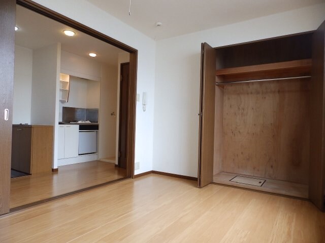 物件内観写真7　(別部屋同型反転タイプです。)