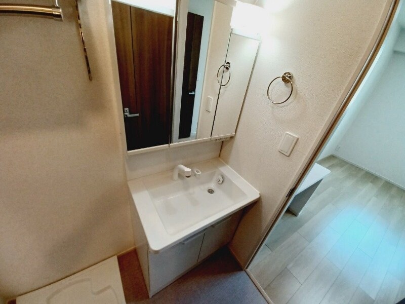 物件内観写真9　(同型参考写真です。)