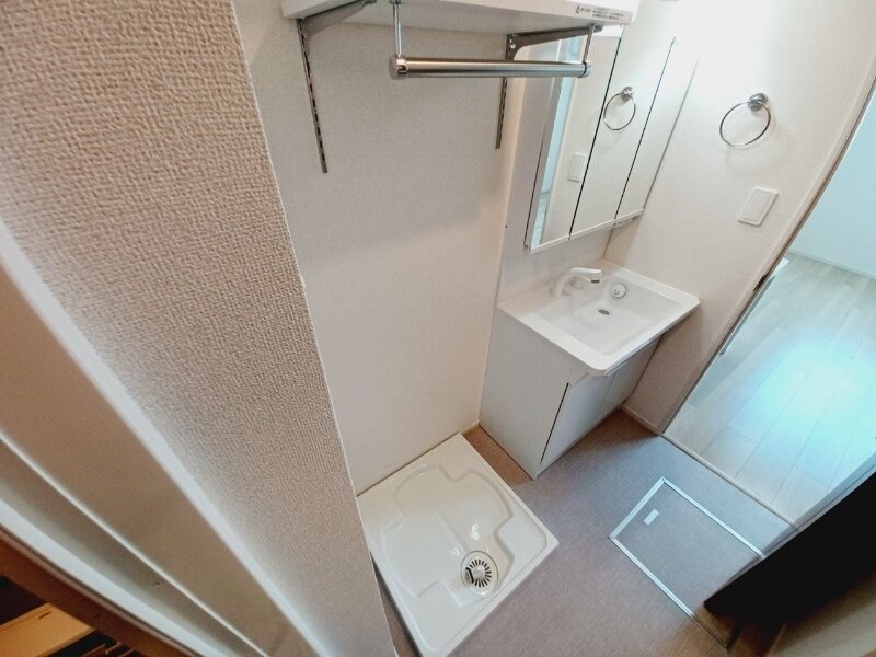 物件内観写真17　(同型参考写真です。)