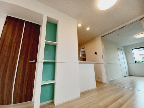 収納(同型タイプのお写真です。)