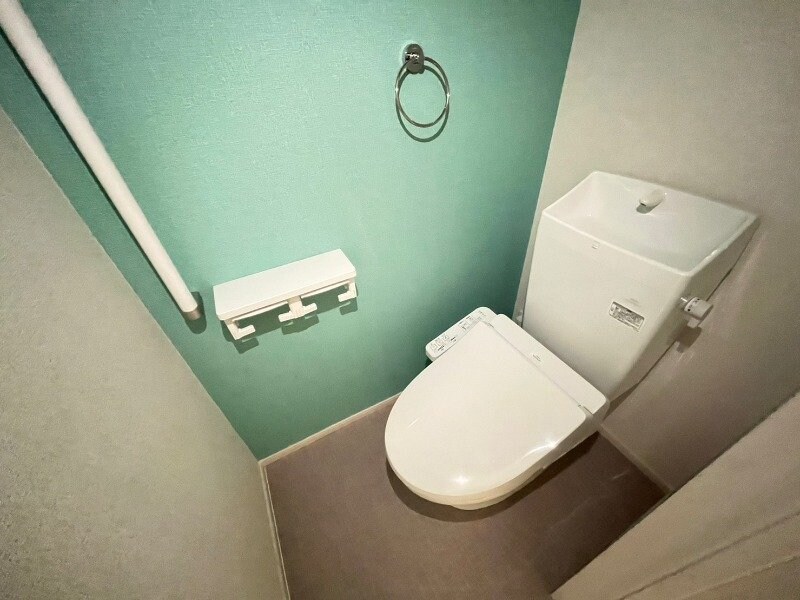 物件内観写真11　(同物件別室反転タイプ)