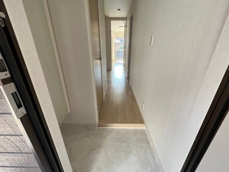 物件内観写真14　(同物件別室反転タイプ)