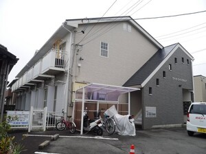 ヴィラウィスタリア外観写真