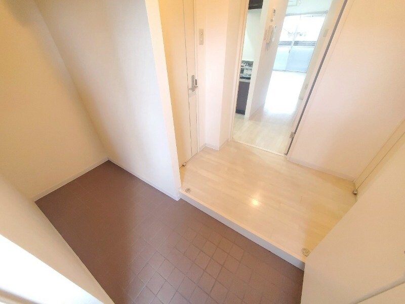 物件内観写真16　(同型反転参考写真)