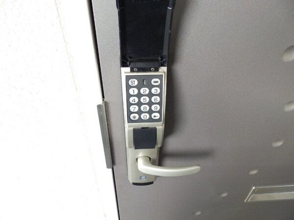 セキュリティ(同型参考写真)