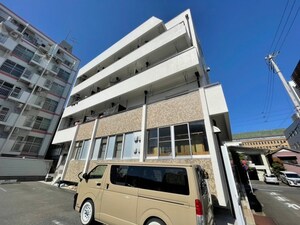 吉村ビル外観写真