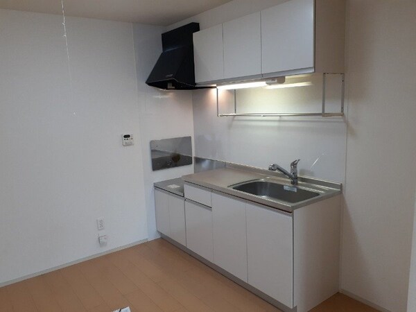 キッチン(同タイプ部屋写真です。)