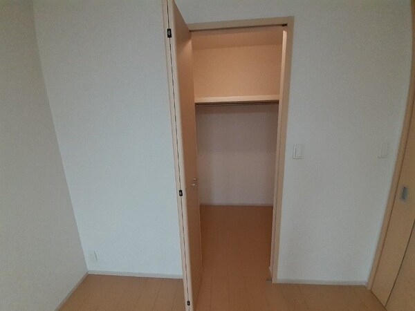 収納(同タイプ部屋写真です。)