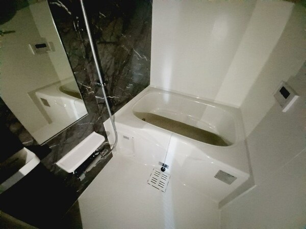 バス／シャワールーム等(同物件別部屋参考写真)