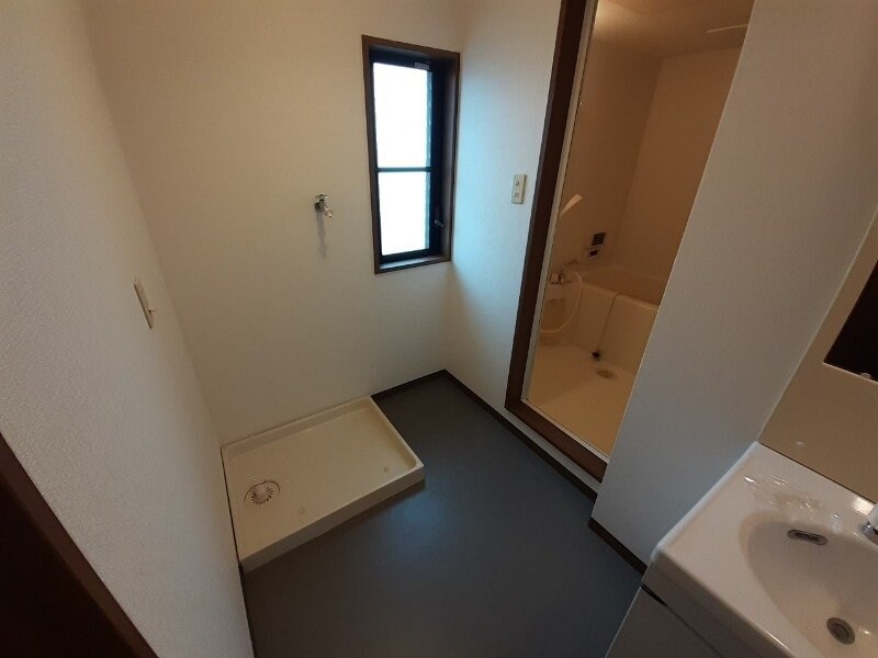 物件内観写真18　(同型参考写真)