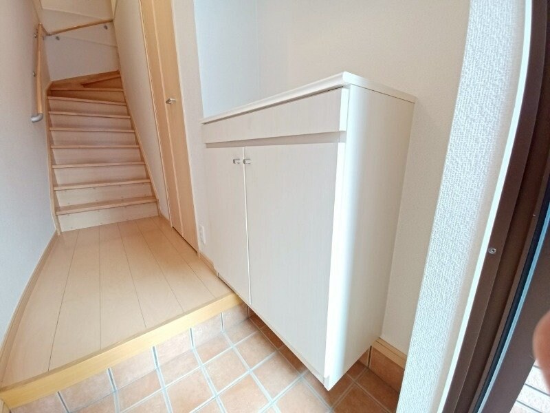 物件内観写真25　(別部屋反転参考写真です。)