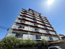 ロイヤルサイキの外観写真