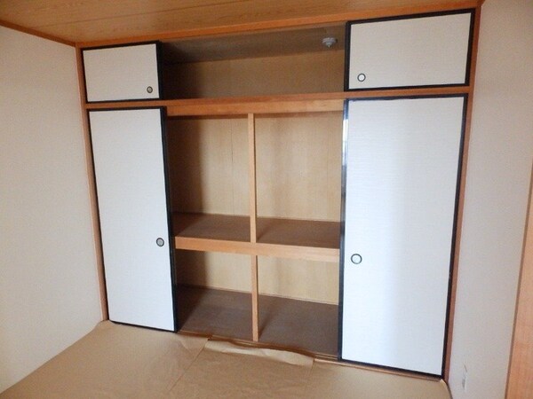 収納(同タイプ部屋写真です。)