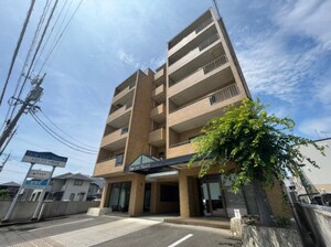 トランプコート四日市外観写真