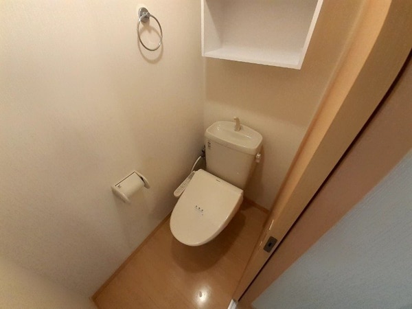 トイレ(同物件別部屋タイプ)