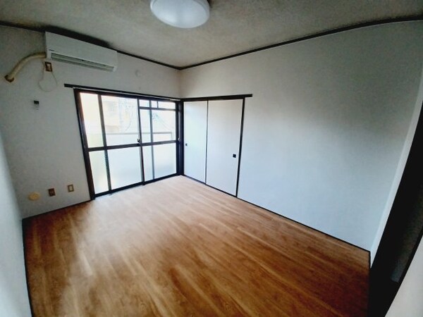 居室・リビング(同型別部屋写真)